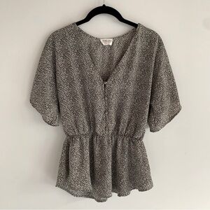 Sienna Sky • V-neck peplum blouse